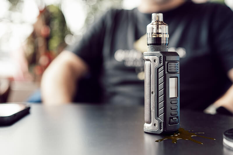 Почему вытекает жижа из картриджа и что делать, если ПОДик течет